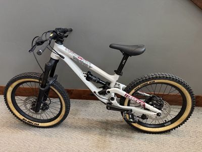 Commencal Jr Clash 20 (2020) Full Suspension MTB