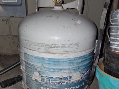 AmeriGas 20 lb Propane Tank Cylinder for Grill or Patio Heater