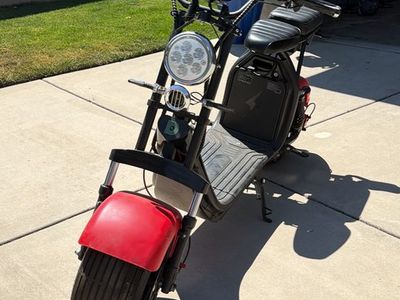 Harry Electric Dumber Scooter Red/Black with Dual Seat and Backrest
