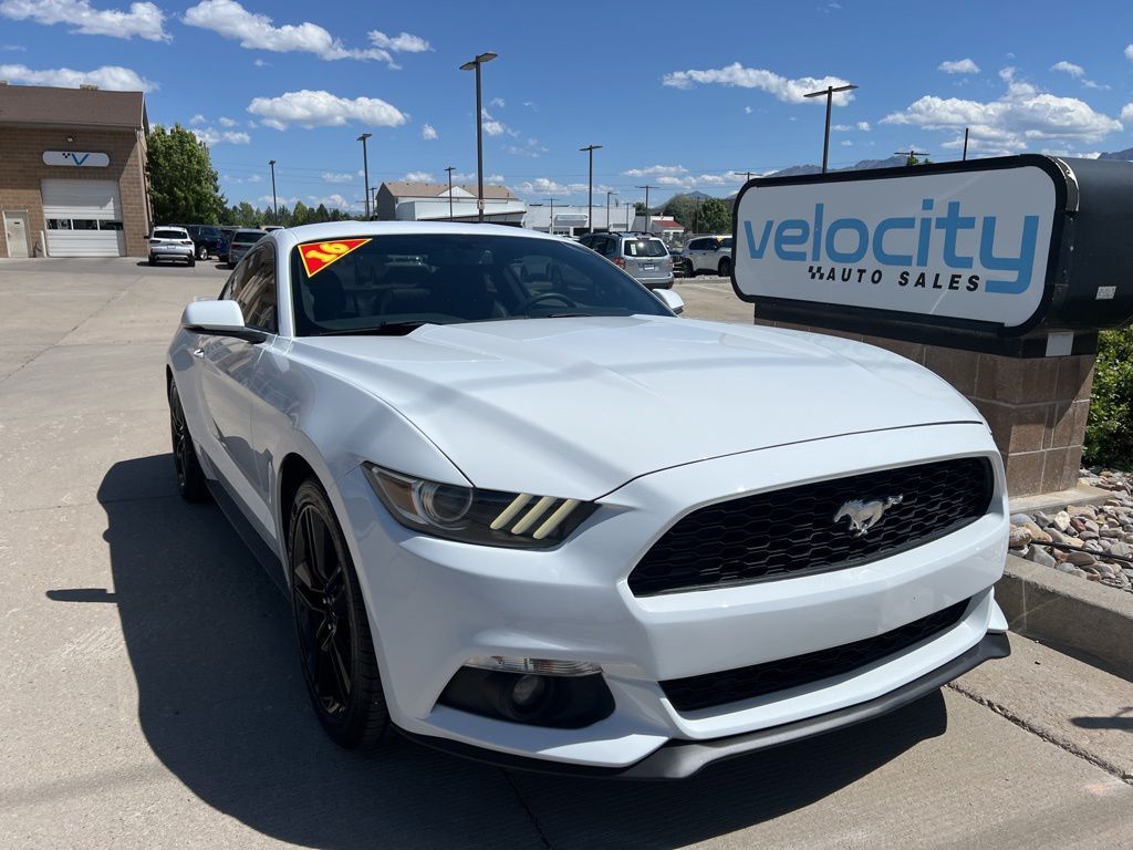 2016 Ford Mustang EcoBoost Premium