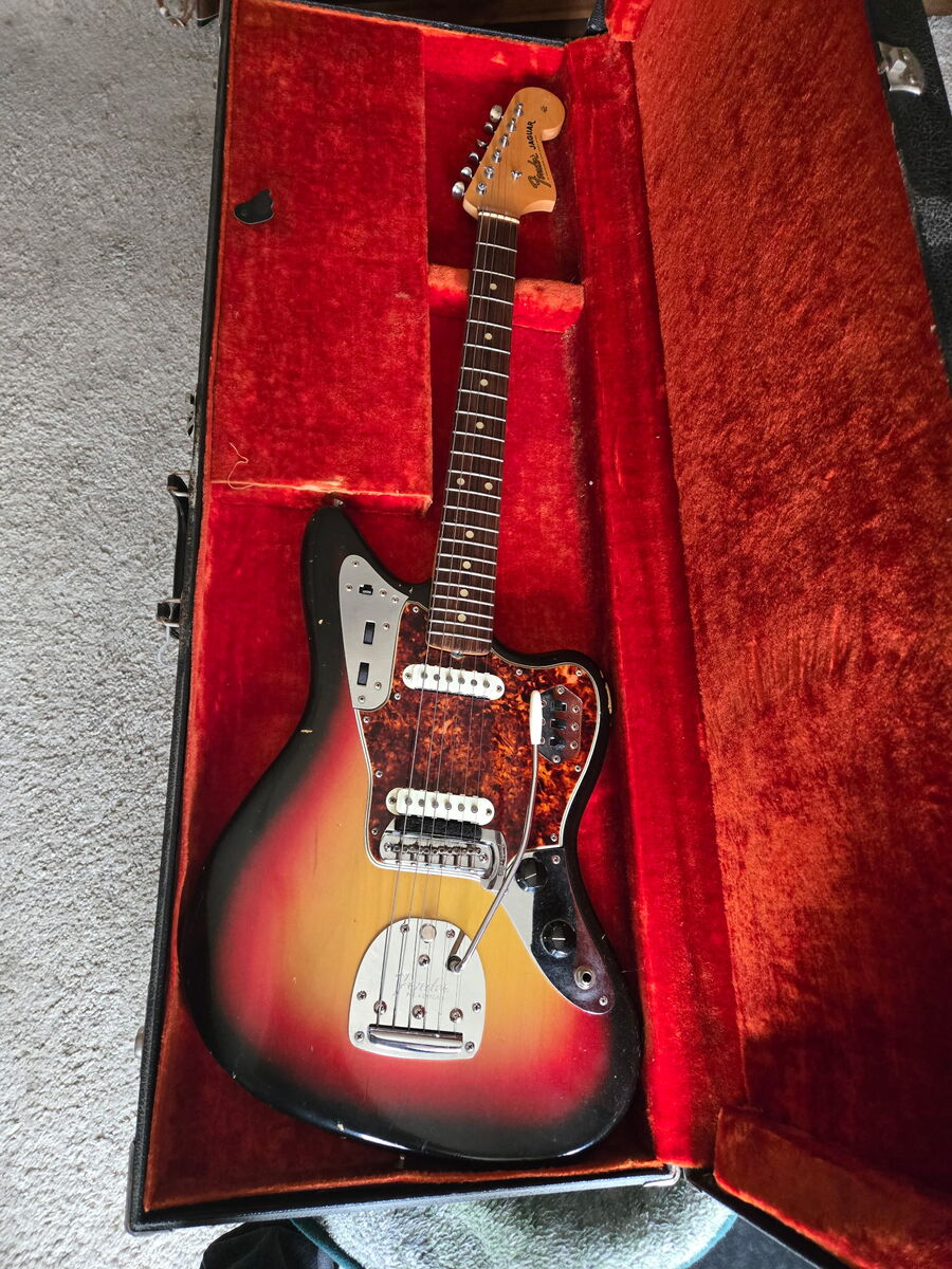 1964 Fender Jaquar Sunburst Guitar