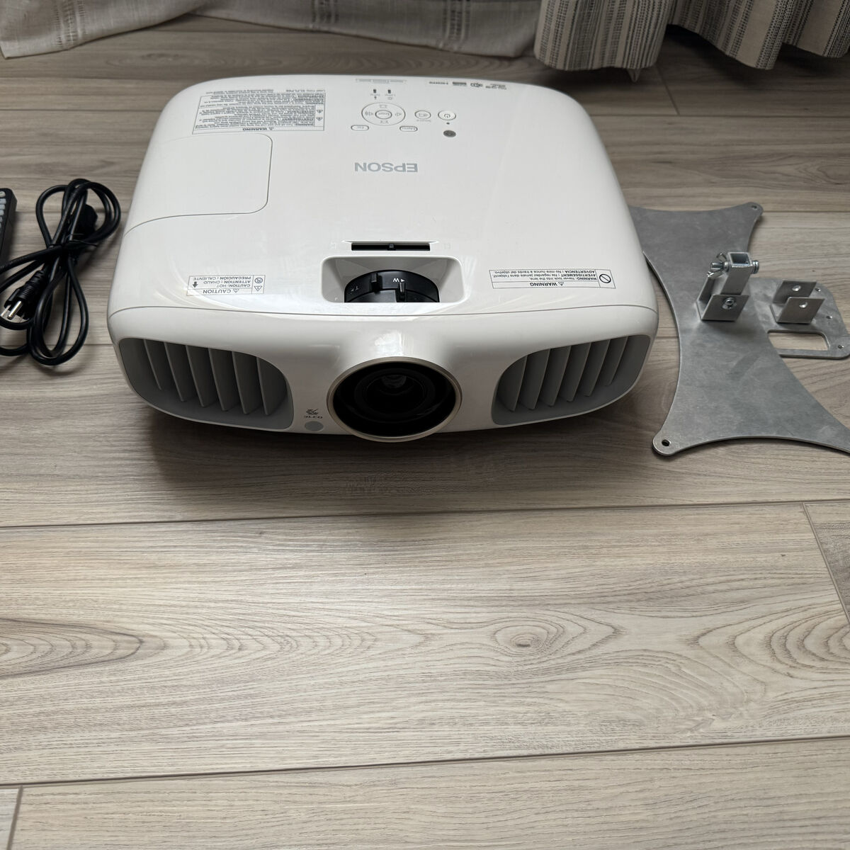 Epson Powerlite Home Cinema 2D/3D projector