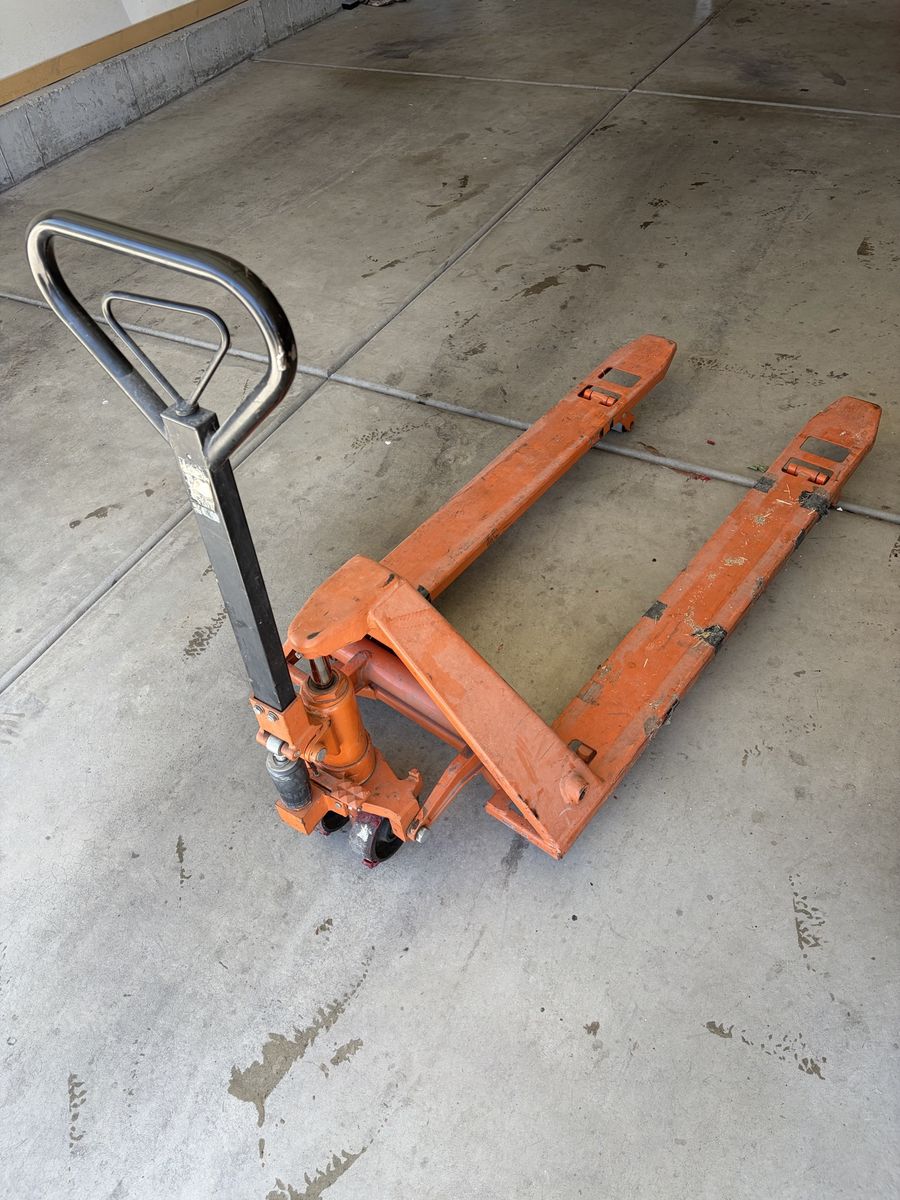 Pallet Jack