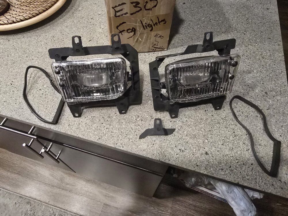bmw e30 fog light
