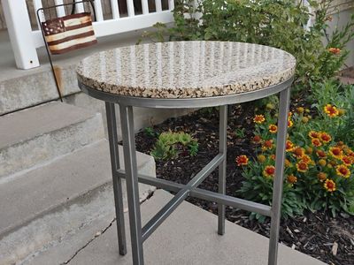 Round Granite Top Accent Table with Metal X-Base (21" Diameter, 28" Height)