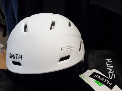 Smith Mission ski helmet white