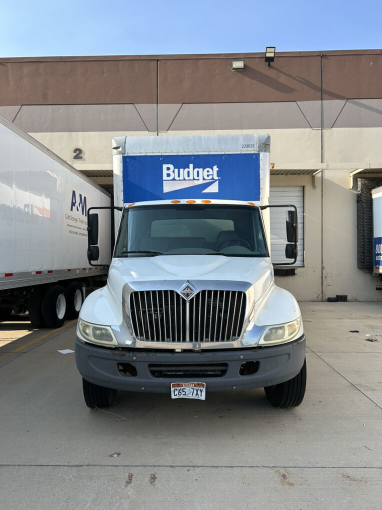 2005 INTERNATIONAL DURASTAR 4300