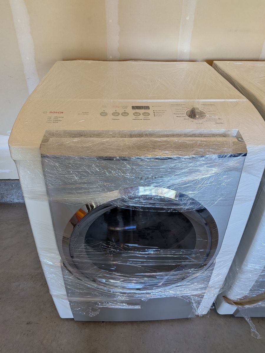 Bosch Washer and Dryer Set