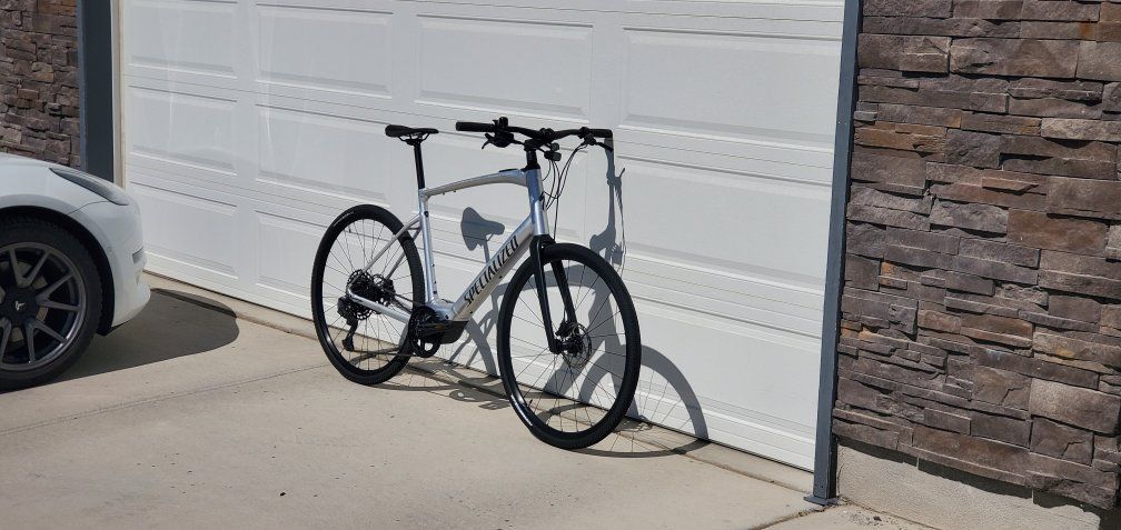 2023 Like new Specialized Ebike, Perfect Condition, Low miles, Vado Turbo SL 5.0 Size XL