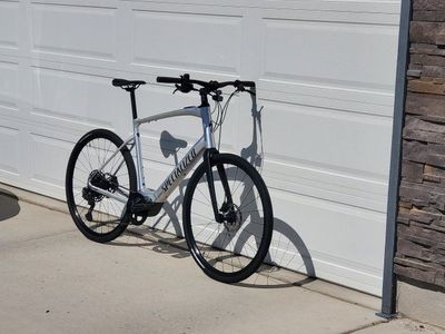 2023 Like new Specialized Ebike, Perfect Condition, Low miles, Vado Turbo SL 5.0 Size XL
