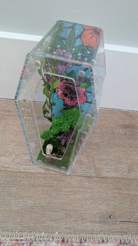 Main image 3