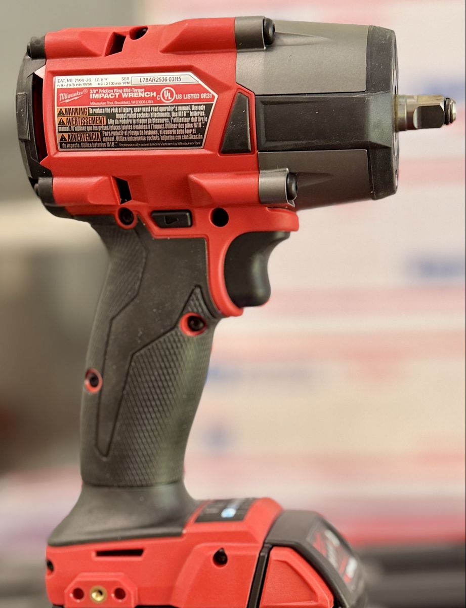 Milwaukee M18 3/8 Inch Mid-Torque Impact Wrench 2960-20 Tool Only