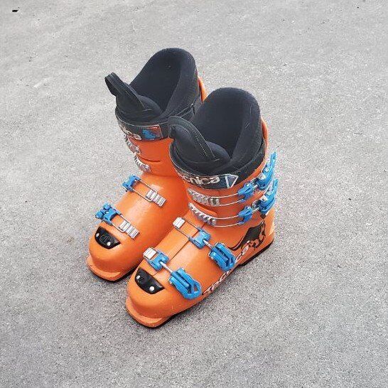 JR Tecnica Ski Boots 288mm Mondo 24-24.5 Sz 6-6.5