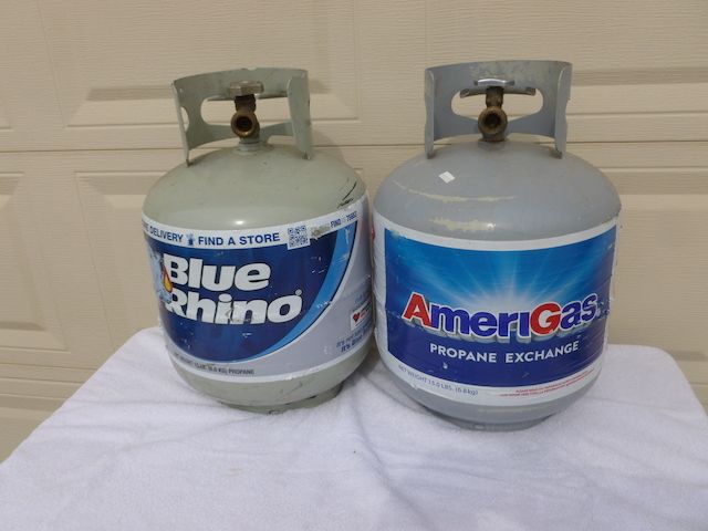 Full Propane Tanks - 5 Gallons