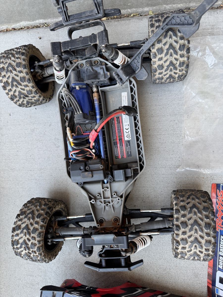 Main image 6