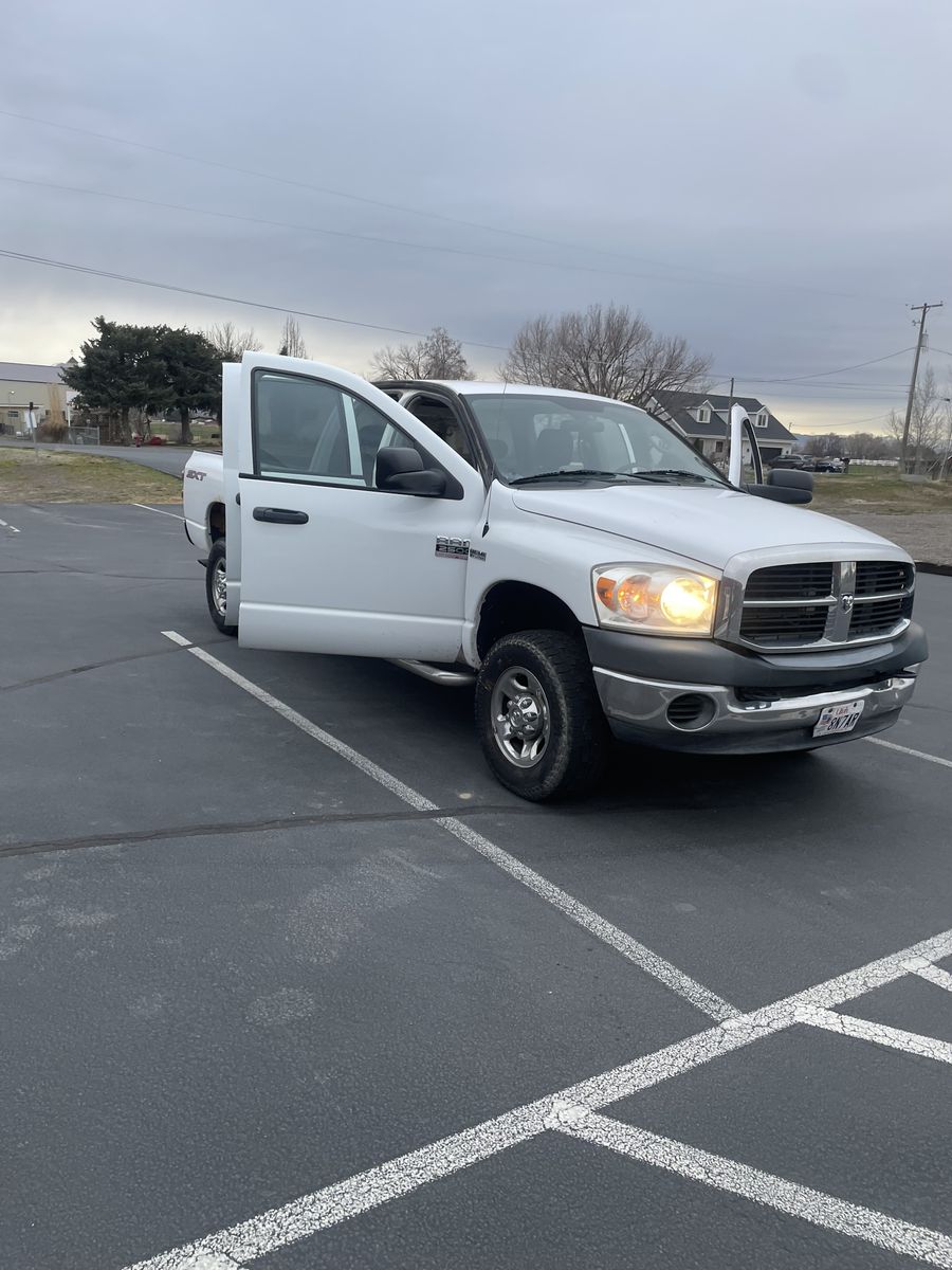 2009 DODGE RAM 2500 Laramie