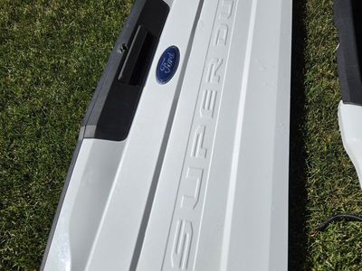 Tailgate - Ford F250 Superduty