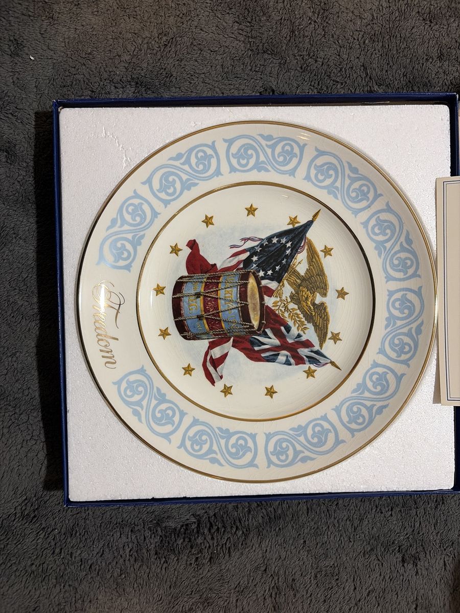 Collector's Plate "Freedom" American Heritage Collection by Edwin M. Knowles - Limited Edition