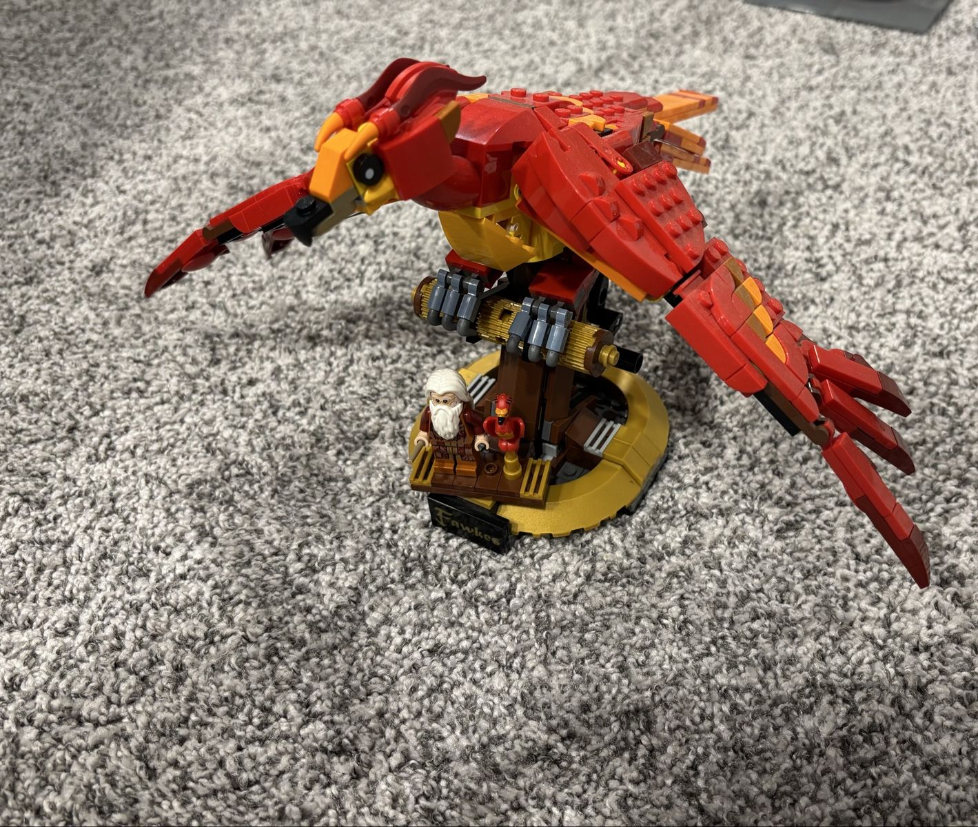 Main image 3