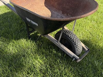 Wheelbarrow True Temper