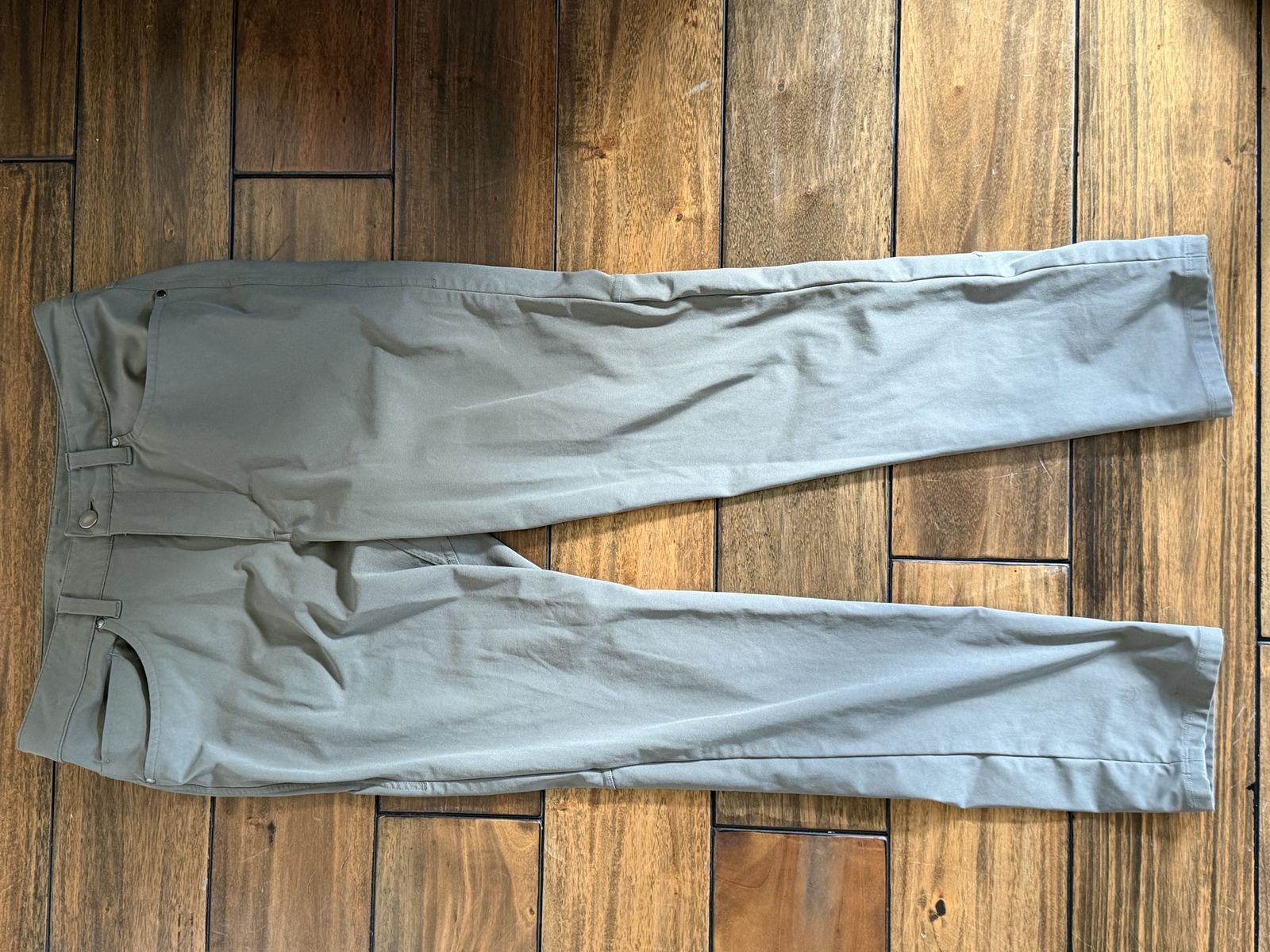 Lululemon Men's Khaki/Green Outdoor/Casual Pants, Size Small