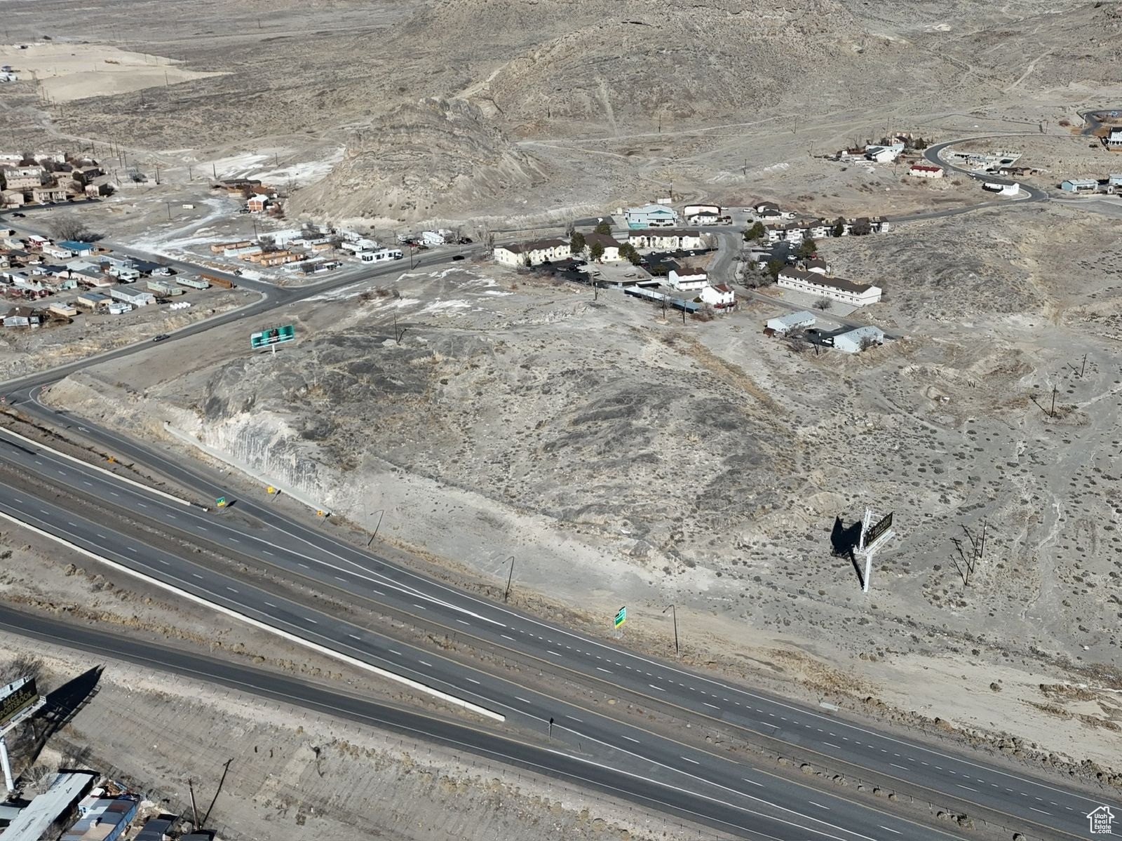 Main image 4