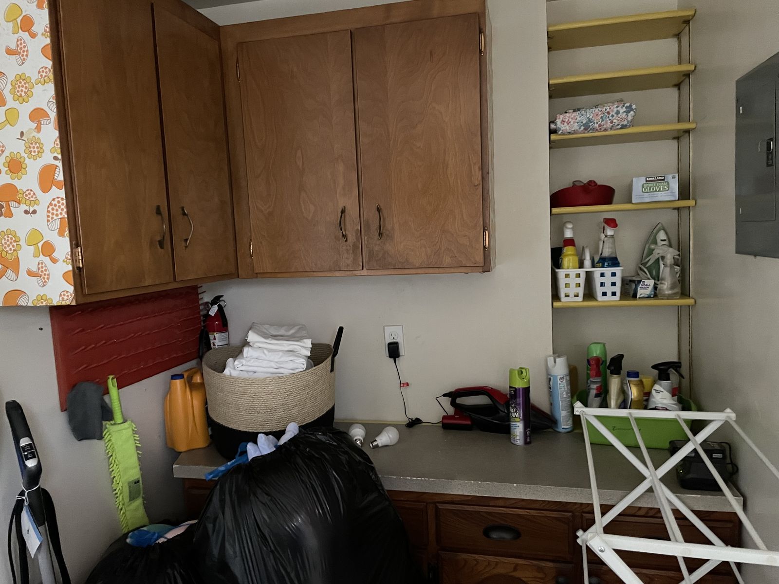 Main image 4