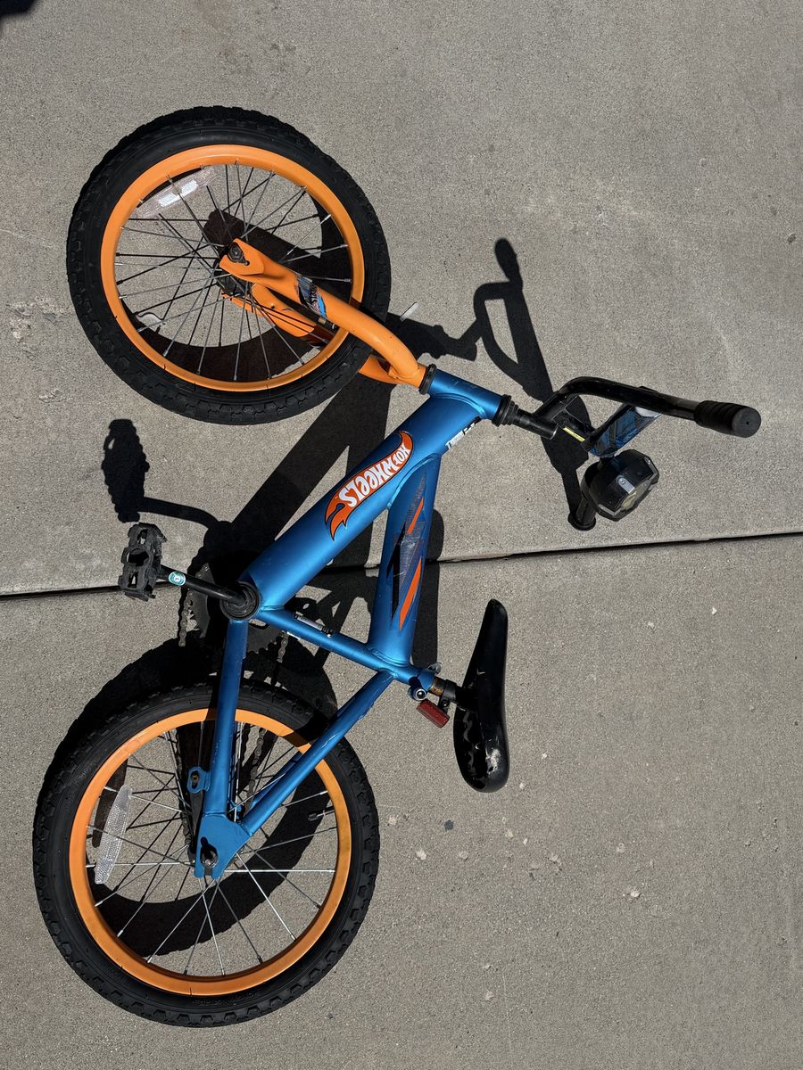 Kids 16” hot wheels bike