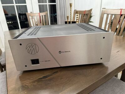 McCormack DNA 225 Power Amp