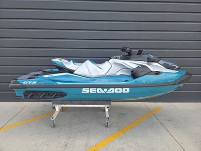 2026 Sea-Doo GTX™ Limited 325 Teal Metallic