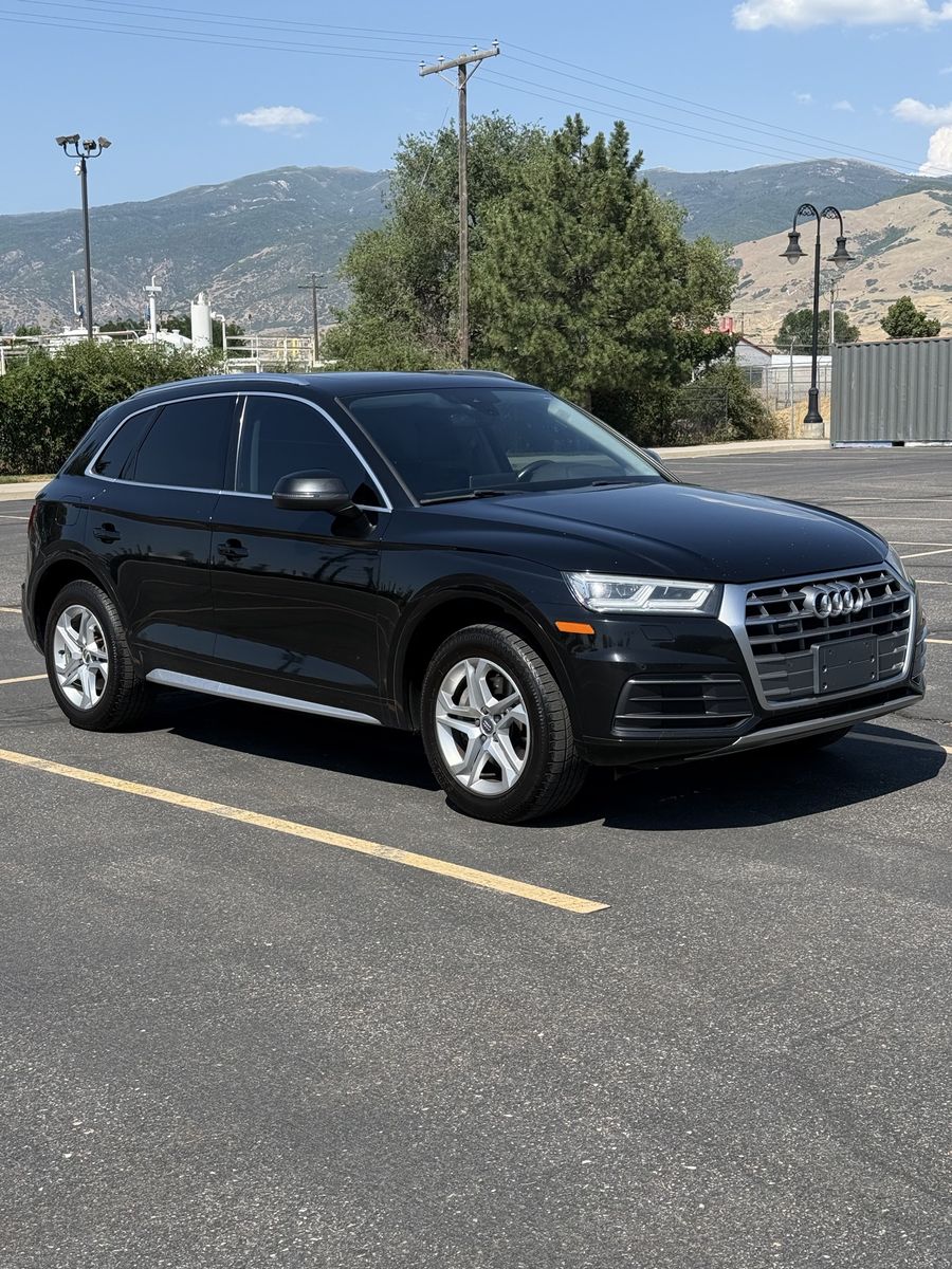 2018 Audi Q5 Premium Plus