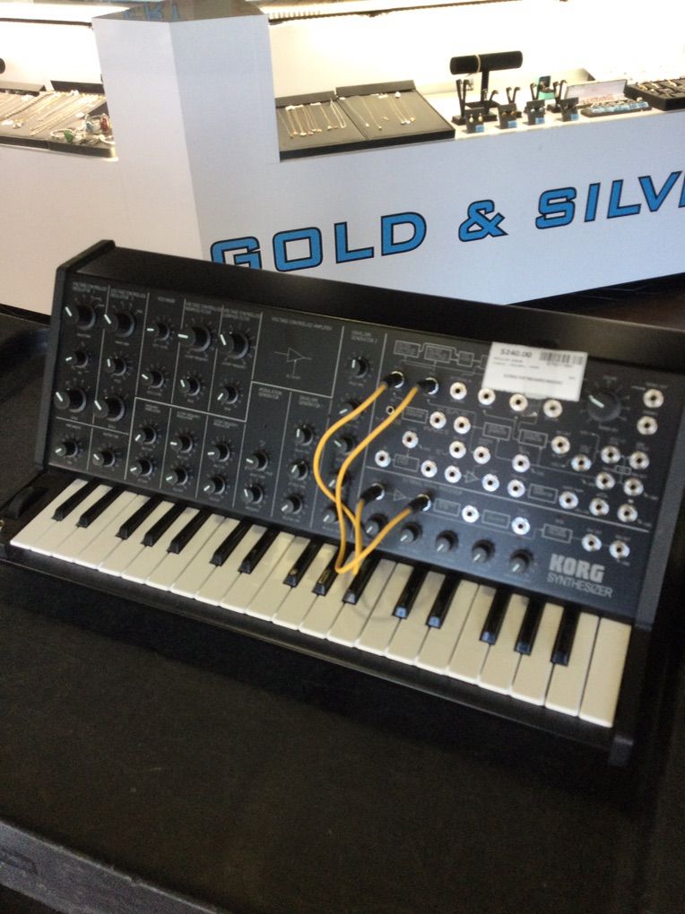 Korg Synthesizer