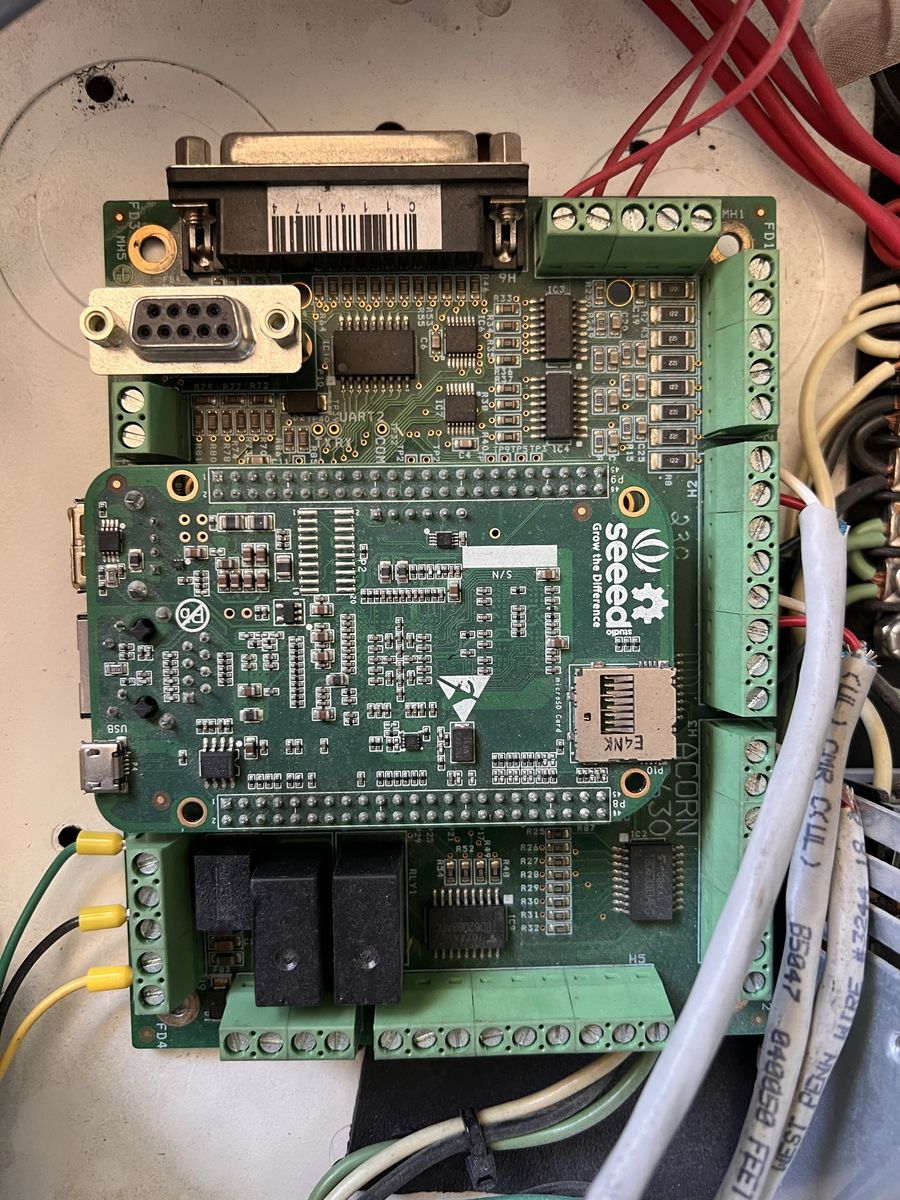 Main image 6