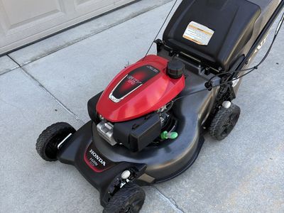 Honda HRN216 ( NEWEST MODEL )