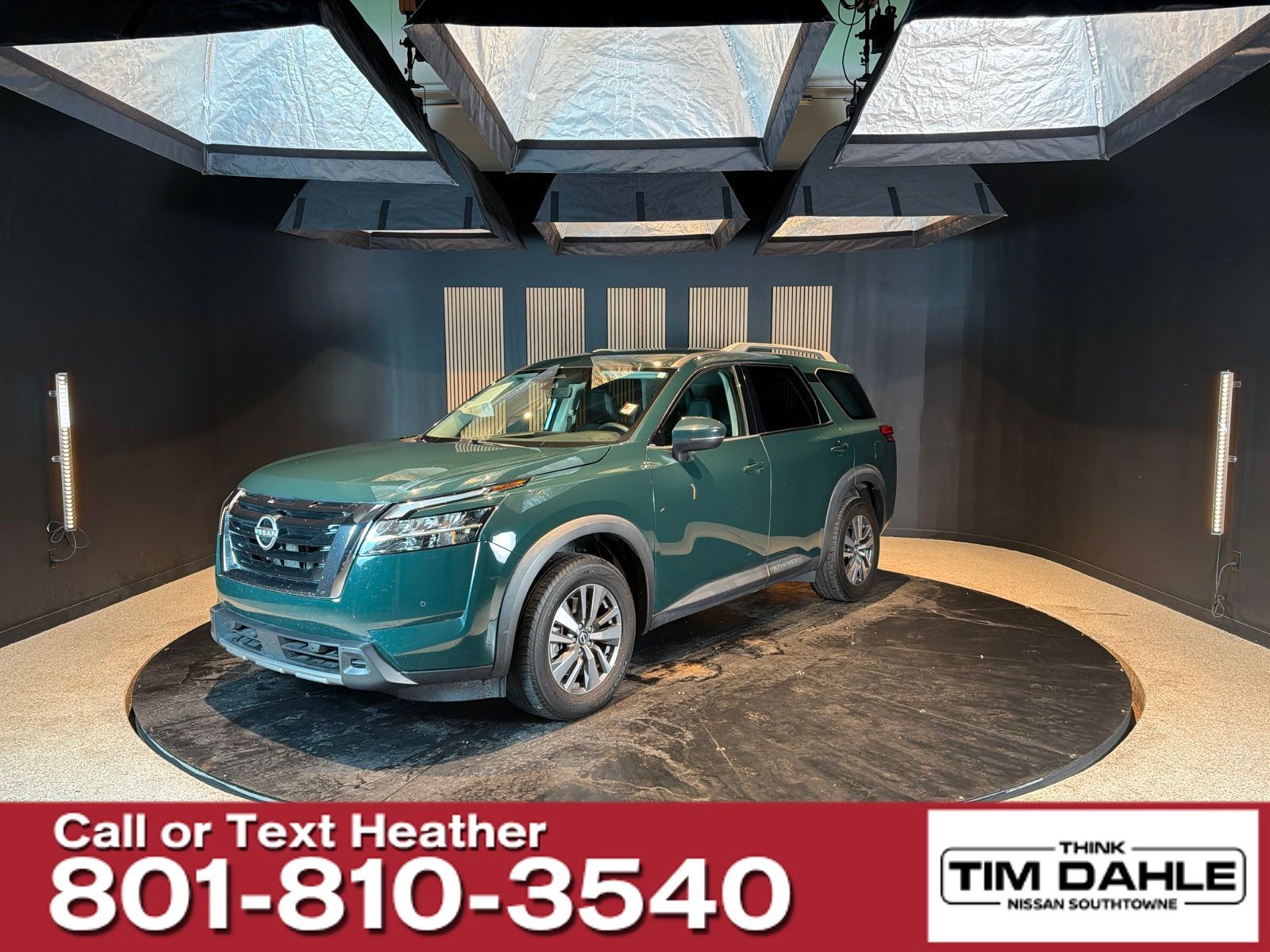 2023 Nissan Pathfinder SL