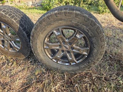 275/65R18 tires