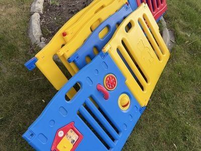 Colorful Kids' Playpen with Gate - Blue & Yellow Activity Panel