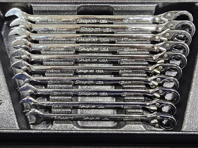 Snapon metric ratcheting end wrenches