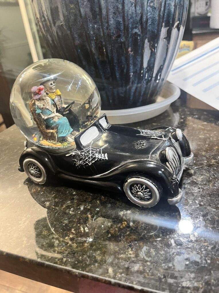 Snow Globe With Skeletons