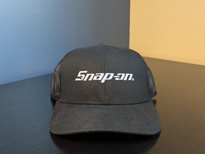 Snap-on Men's Black Solid Mesh Back Adjustable Trucker Hat One Size Casual