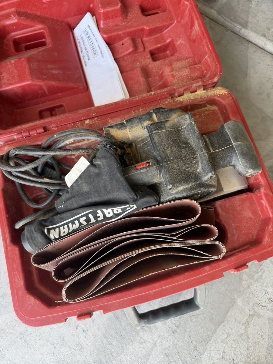 Craftsman Variable Speed Belt Sander with Case and Sanding Belts