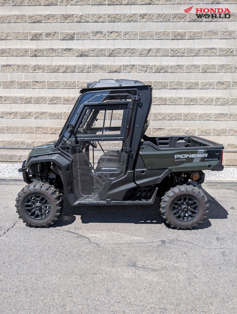 2024 Honda Pioneer 1000 Deluxe