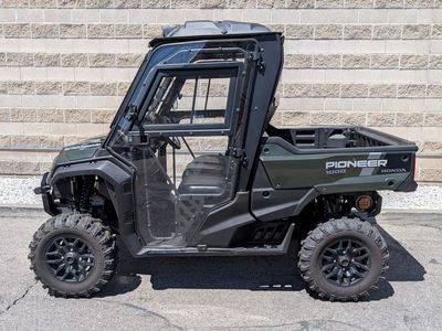 2024 Honda Pioneer 1000 Deluxe