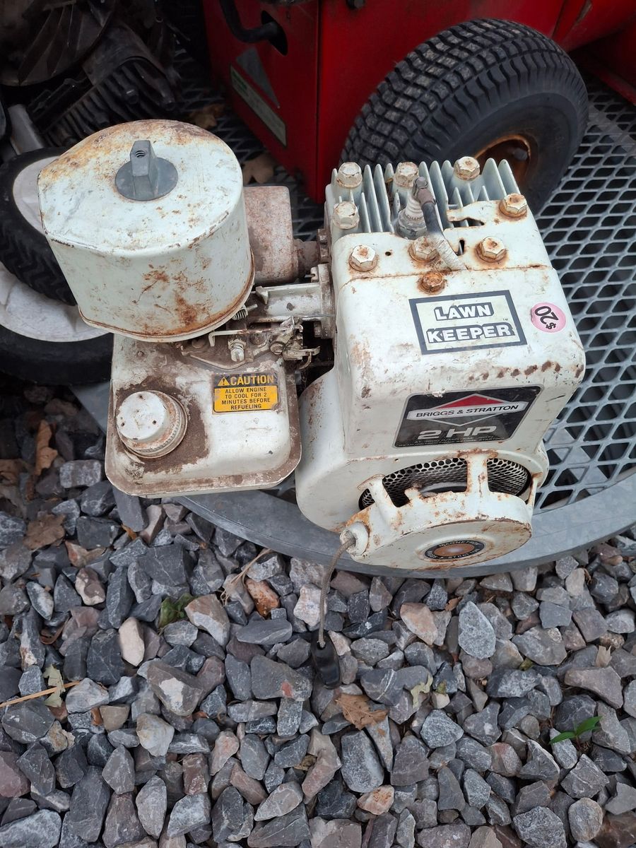 Brigs and stratton 2 hp gas motor