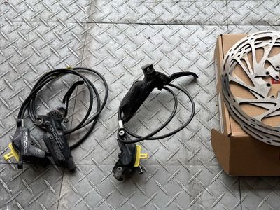SRAM code R brake set