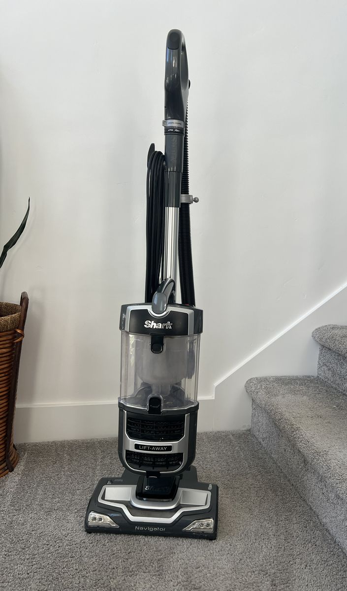 Shark Navigator Lift-Away Upright Vacuum
