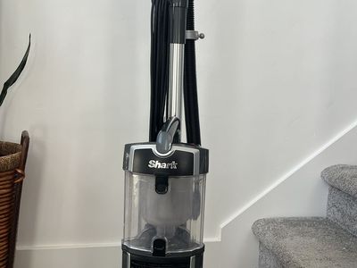 Shark Navigator Lift-Away Upright Vacuum
