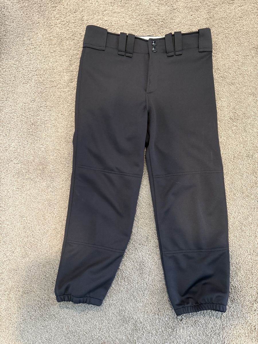 Women’s size small Mizuno softball pants