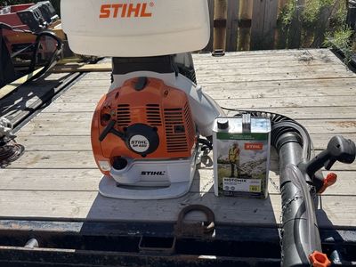STIHL SR 450 58 oz Sprayer Backpack Sprayer Fogger
