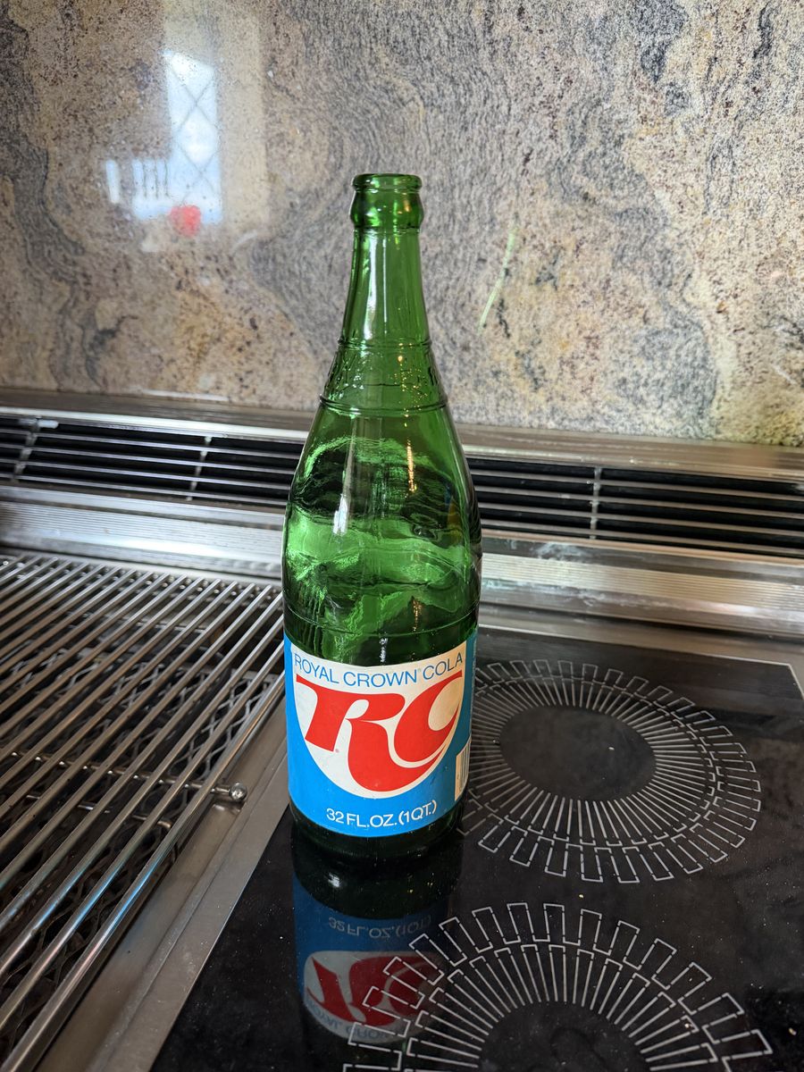 Vintage 1974 RC Cola Green Glass Bottle – Anchor Hocking – 32 Oz / 1 Quart $25 cash/venmo in Provo 